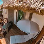 Hotel Pancho Villas Bacalar