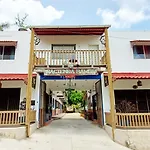 Hacienda Bambu