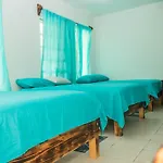 Hotel Henry Inn