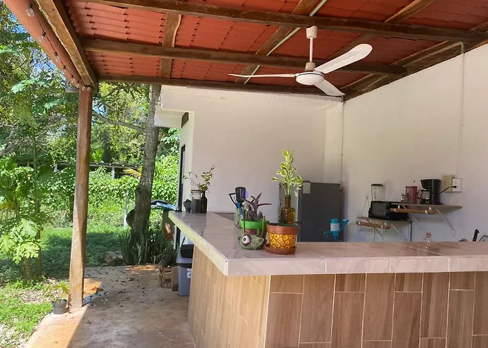 Casa Mondragon