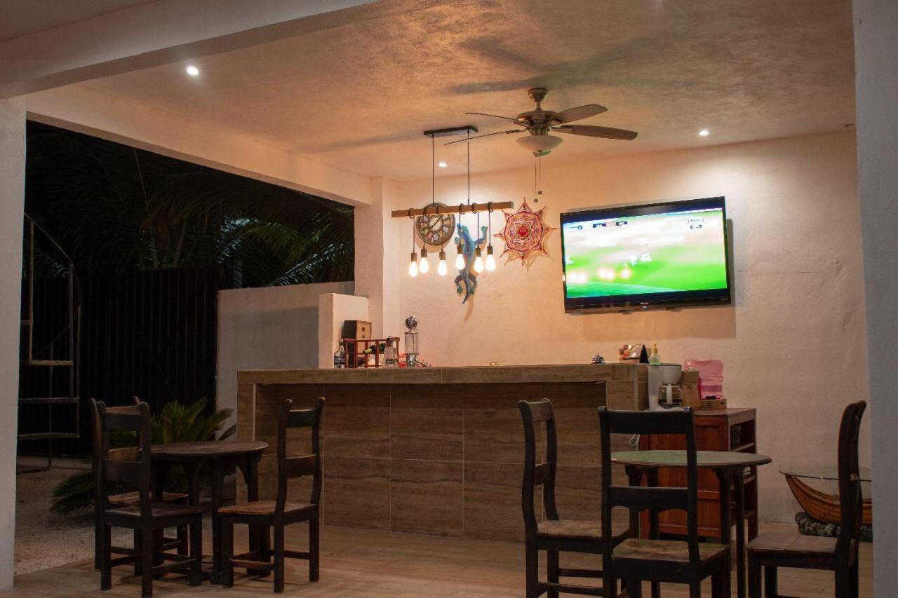 Hotel Cedro Rojo