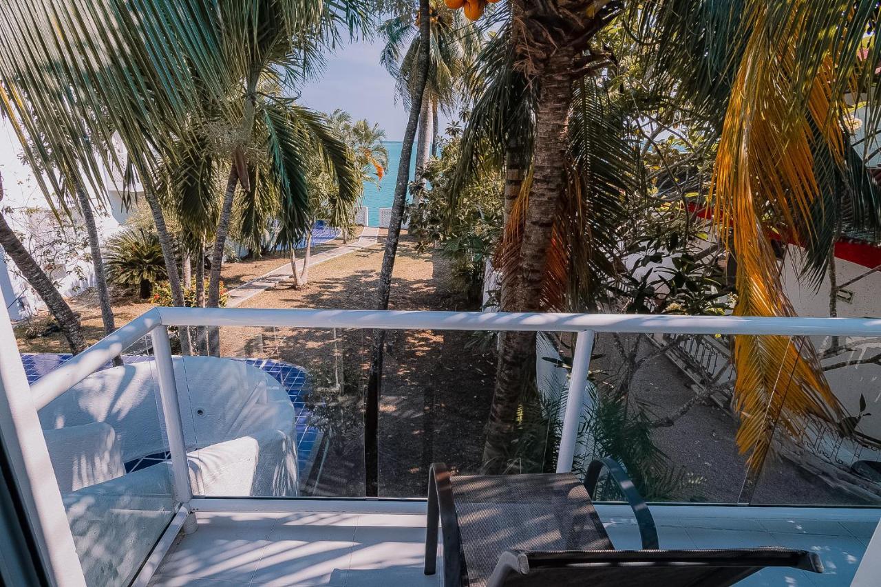 Casa Arabe Hotel *