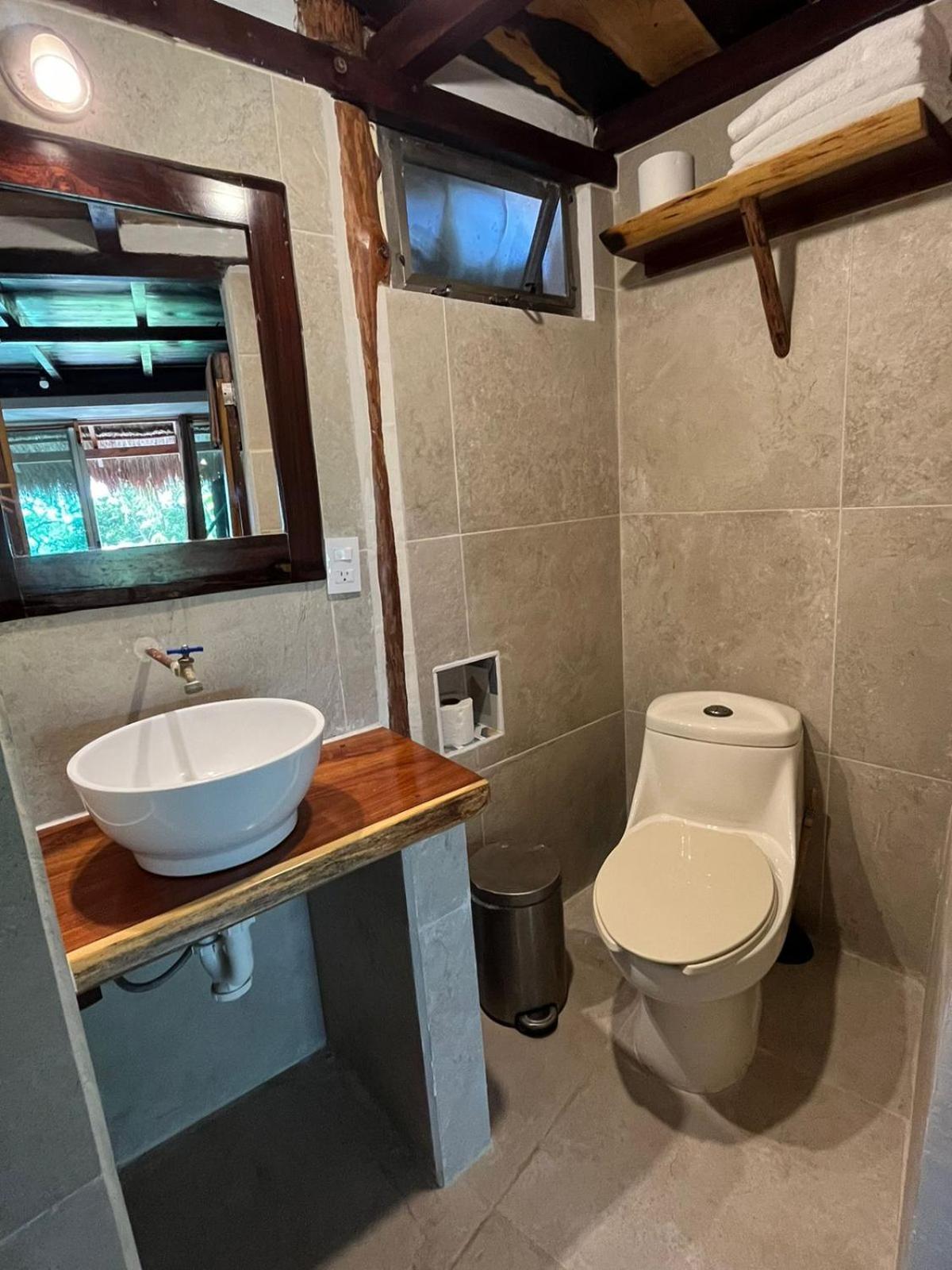 Casa Lamat Hotel *
