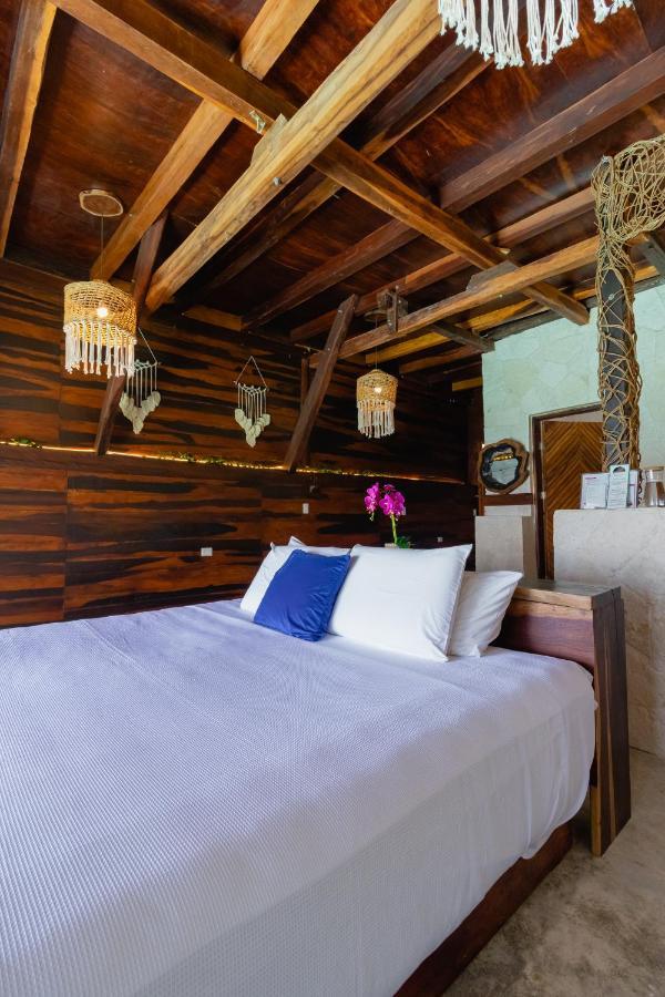 Xcabal Boutique Hotel 3*