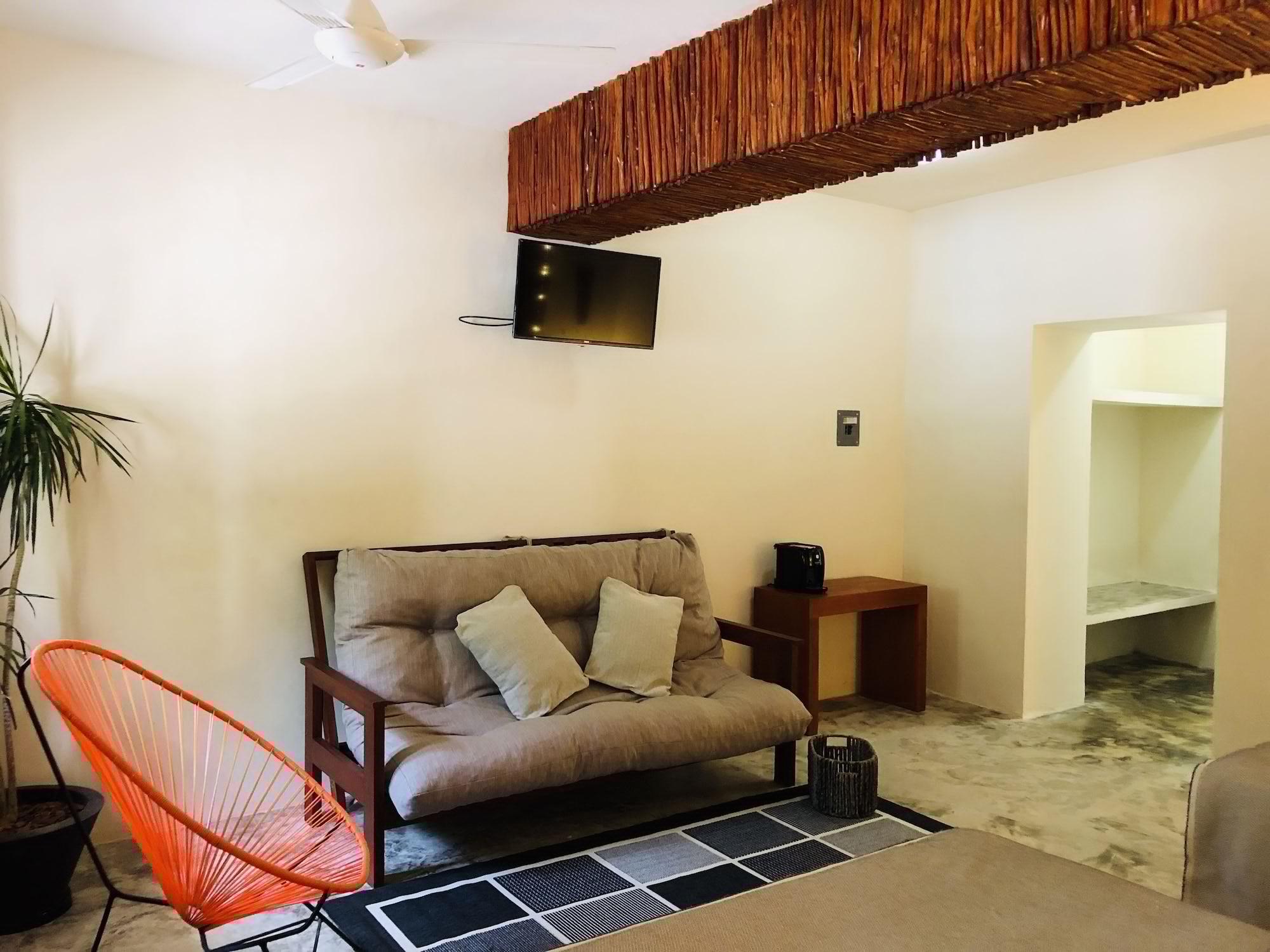 Tierra Maya & Sanctuary Hotel