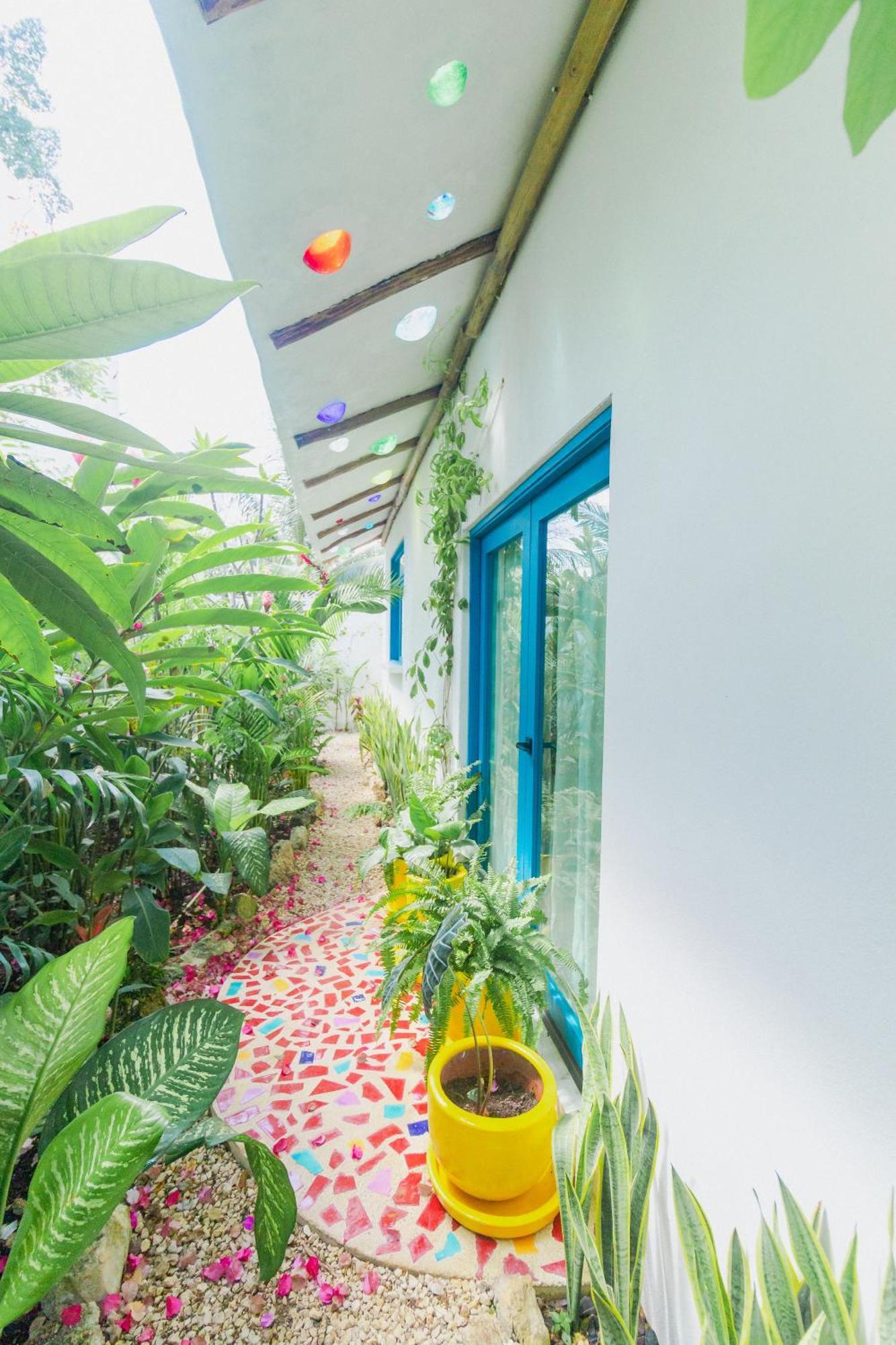 Maison Hotel