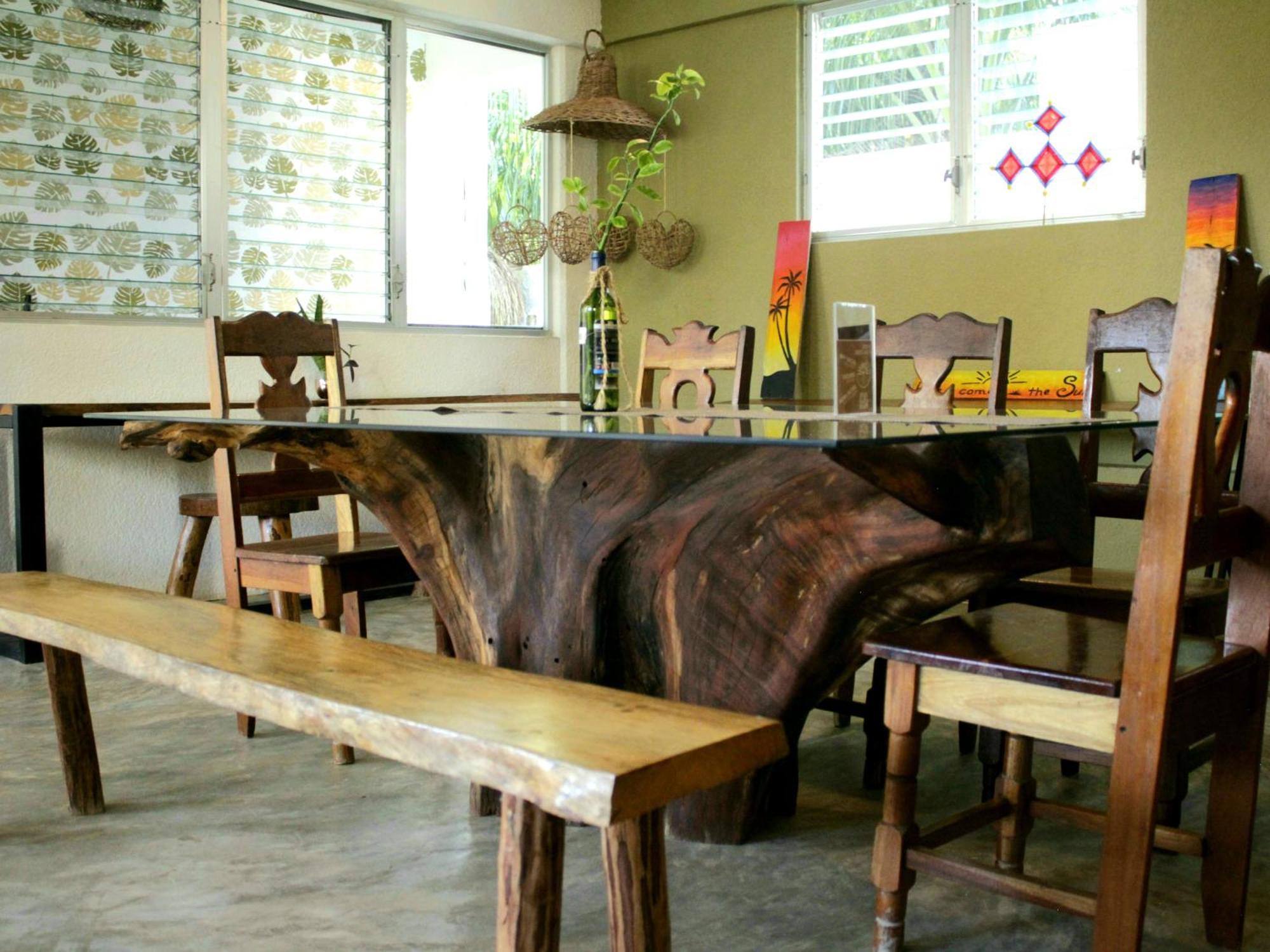 Tropic 3*