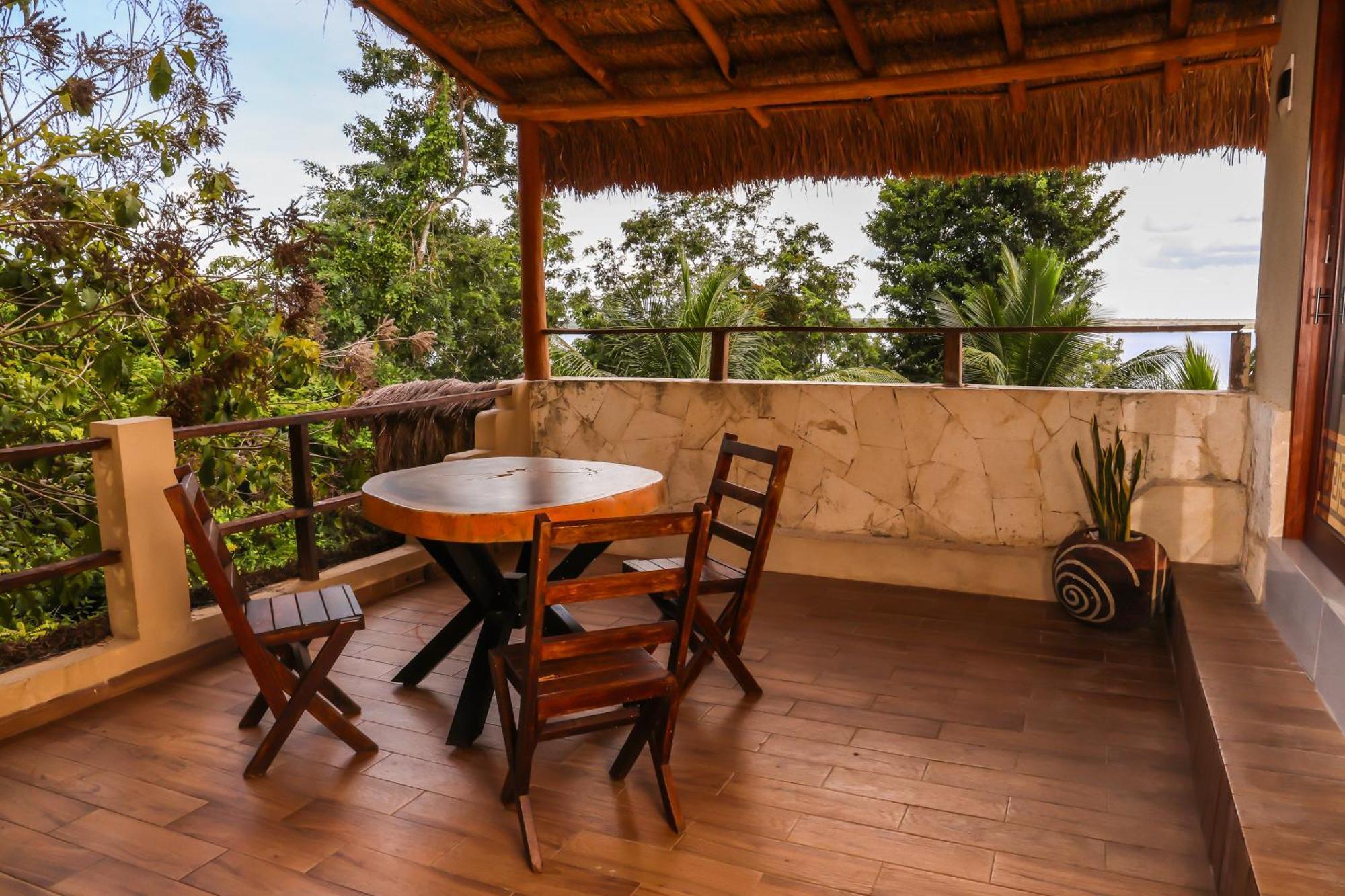 Casa Ak'ab'al