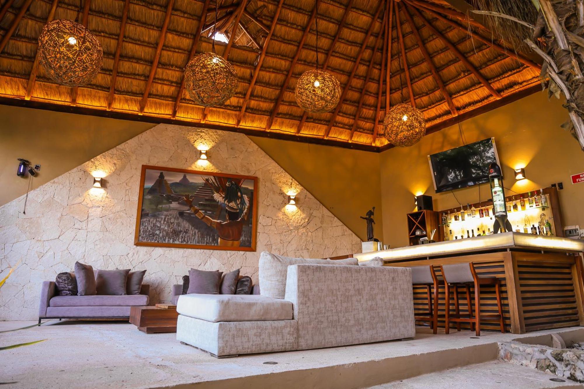 Casa Ak'ab'al 4*