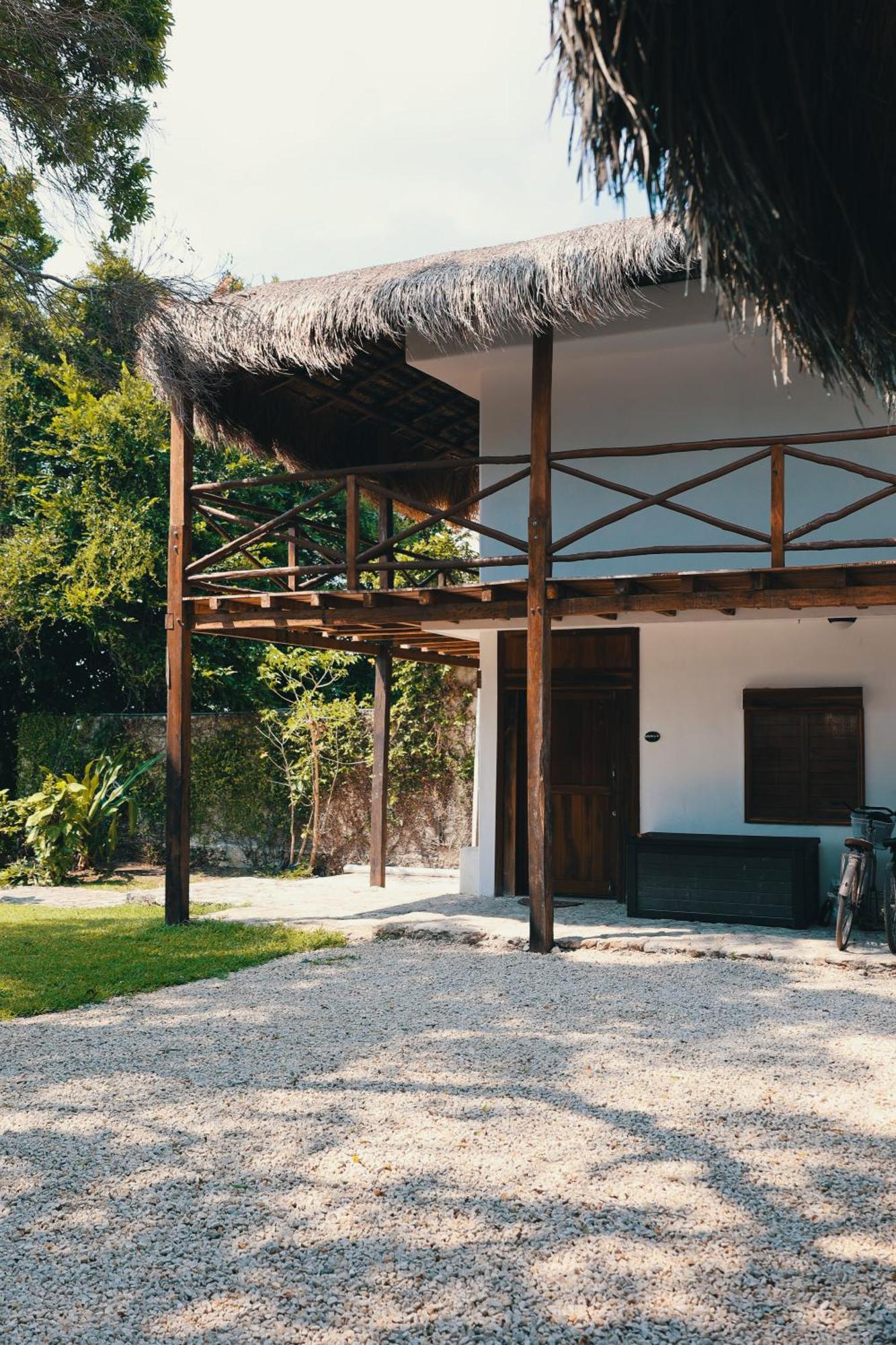 Tucan Lagoon Front Bacalar