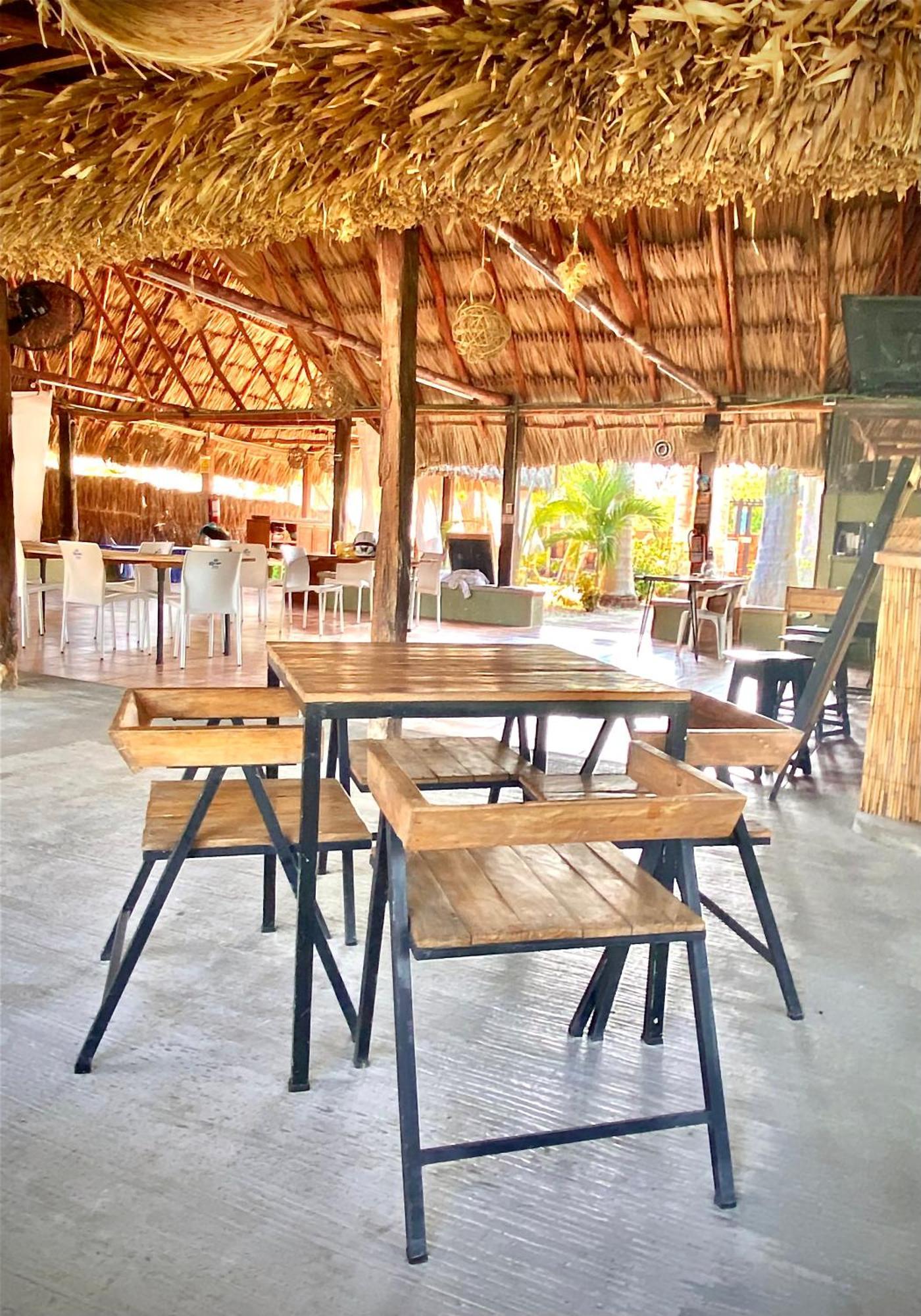Asana Glamping Hotel cápsula *