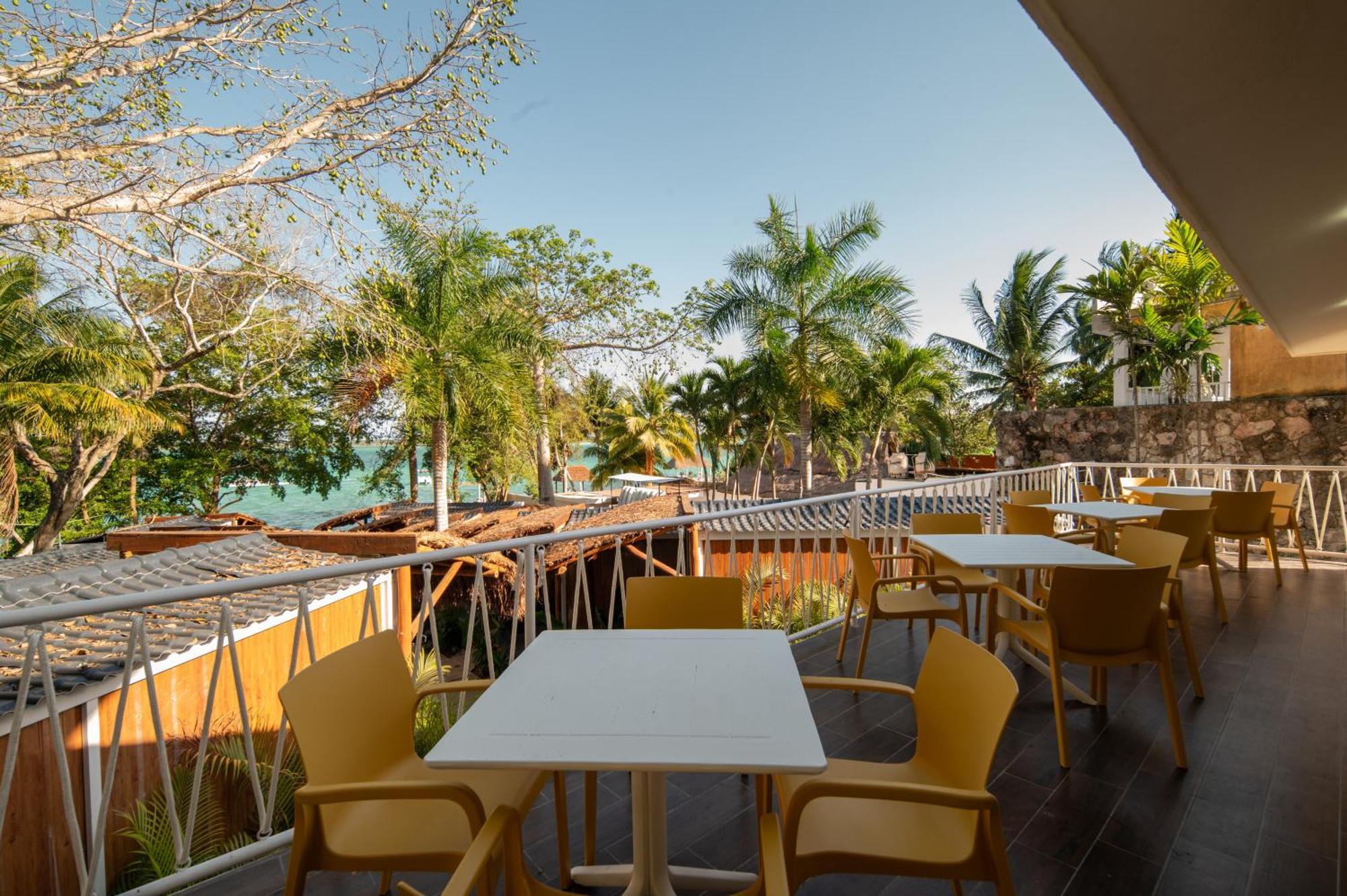 Hotel Casa Aakal Lagoon Front