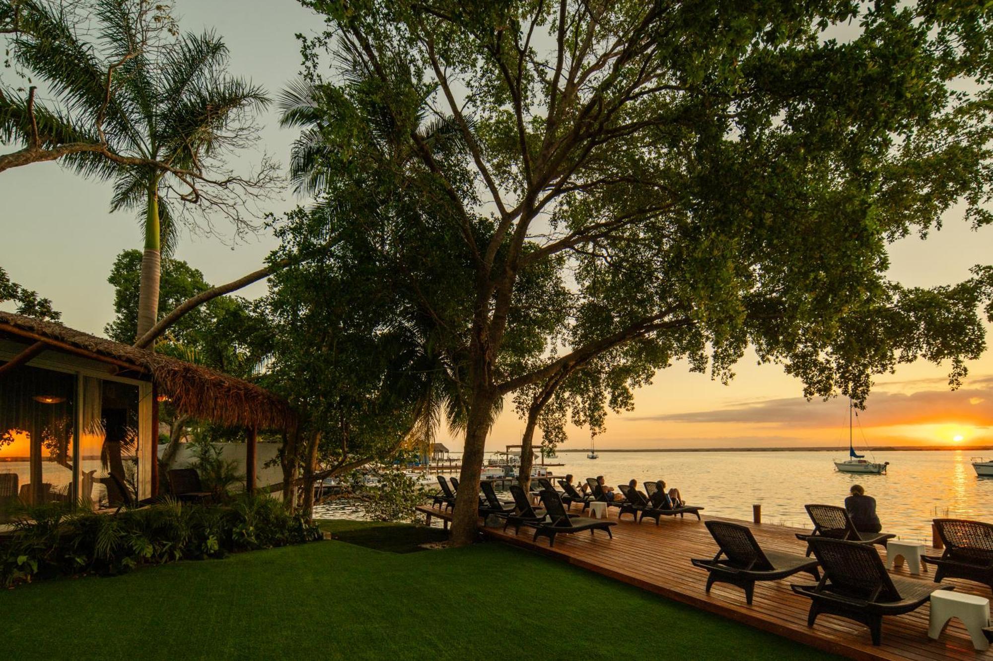 Hotel Casa Aakal Lagoon Front Bacalar