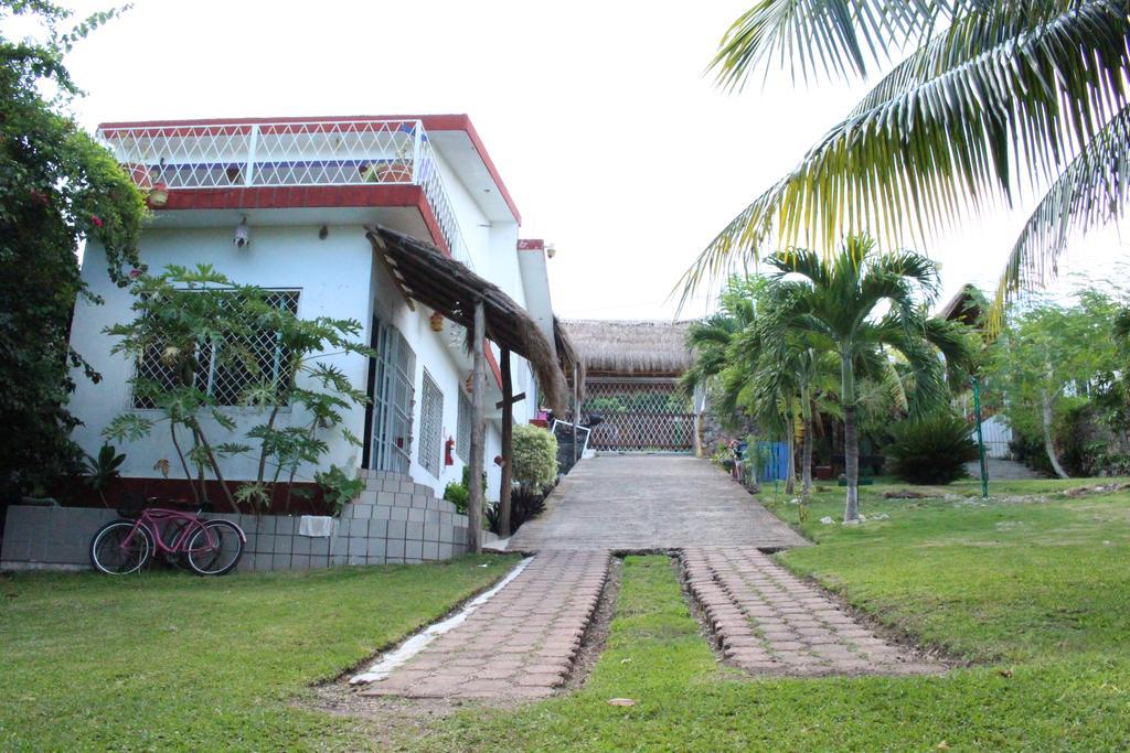 Casa Lahar Hostel