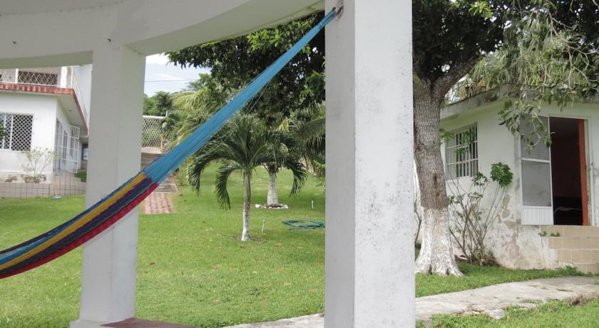Hostel Casa Lahar Bacalar