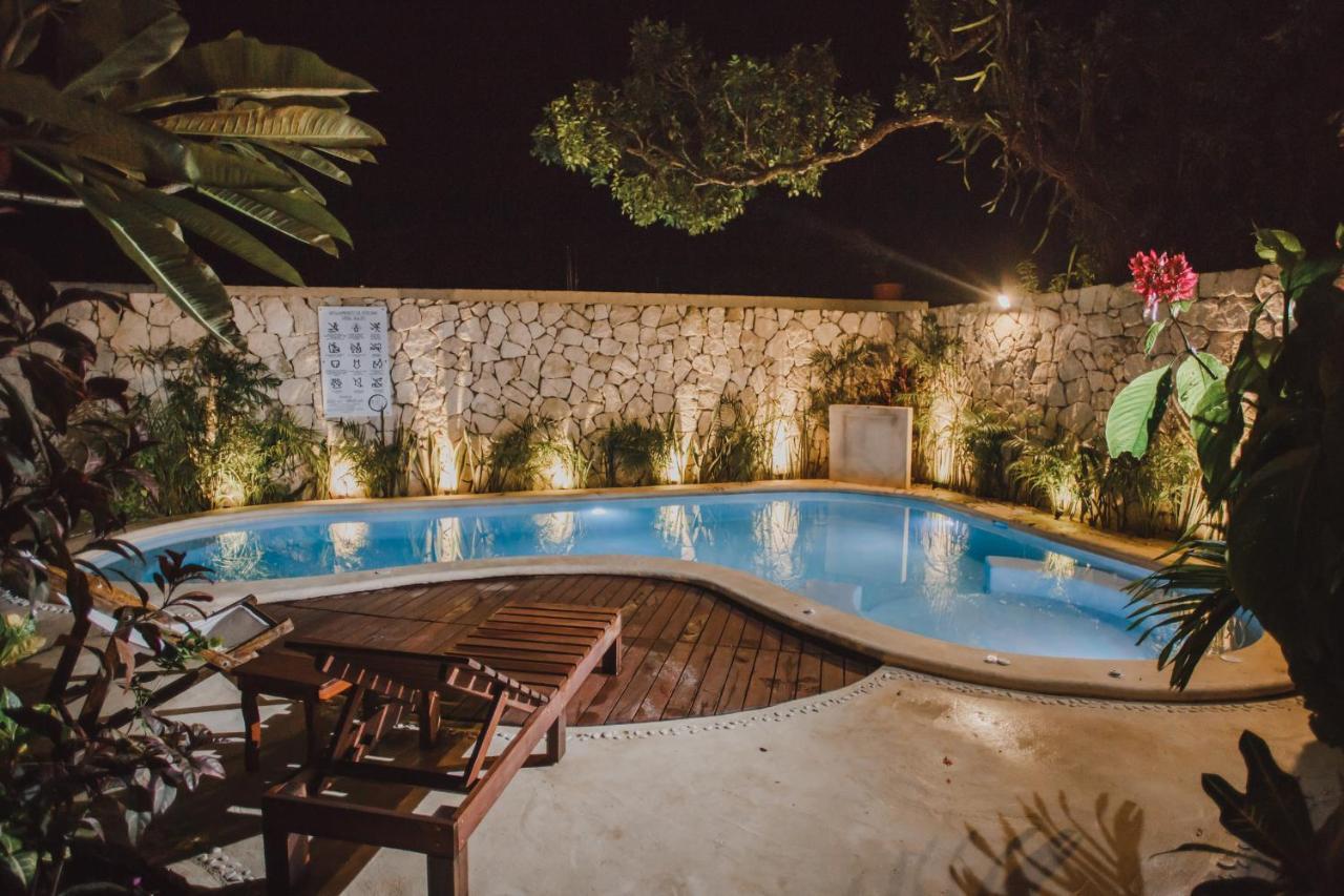 Aires Hotel 2*
