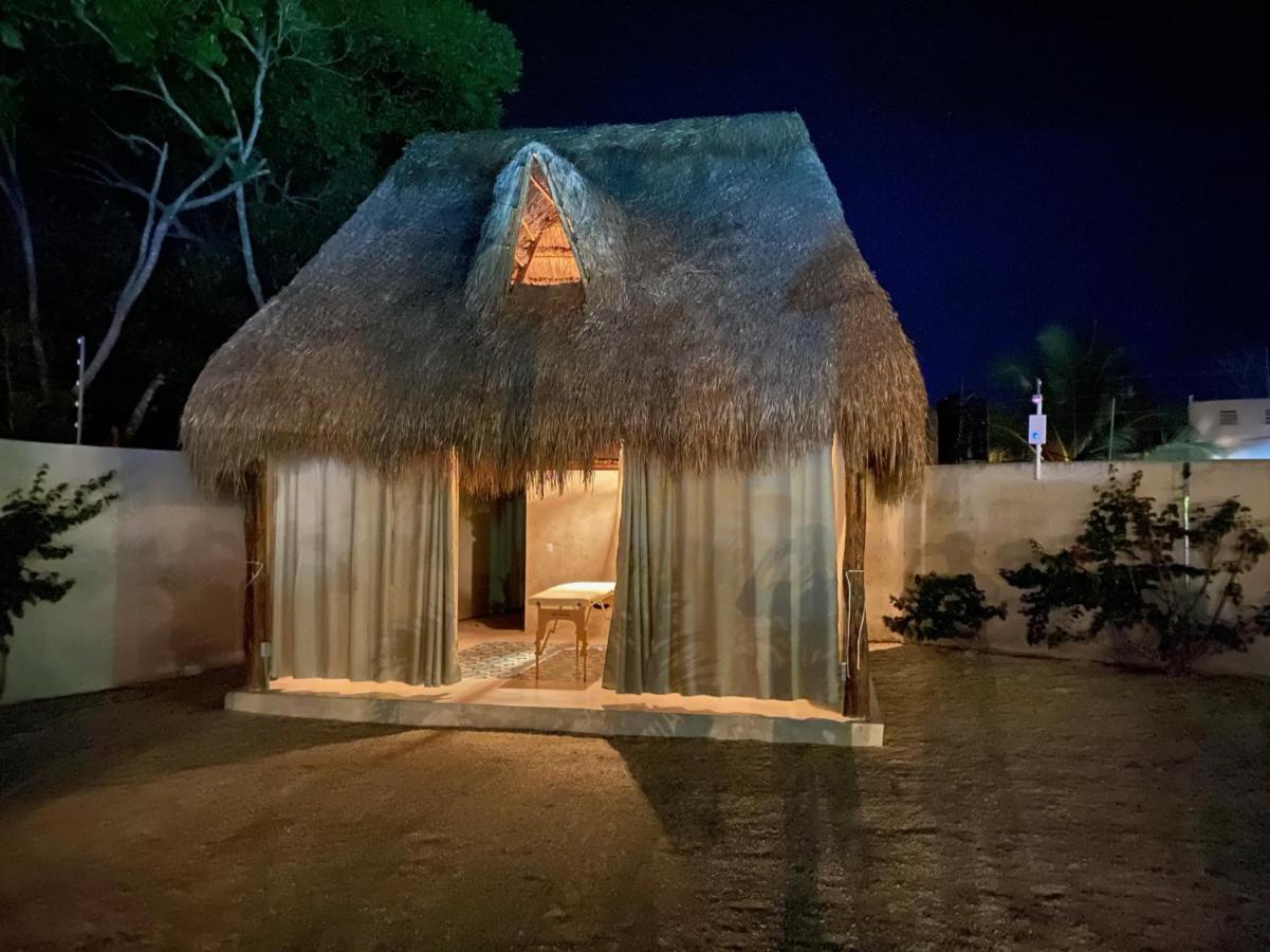 Blue Palm Hotel