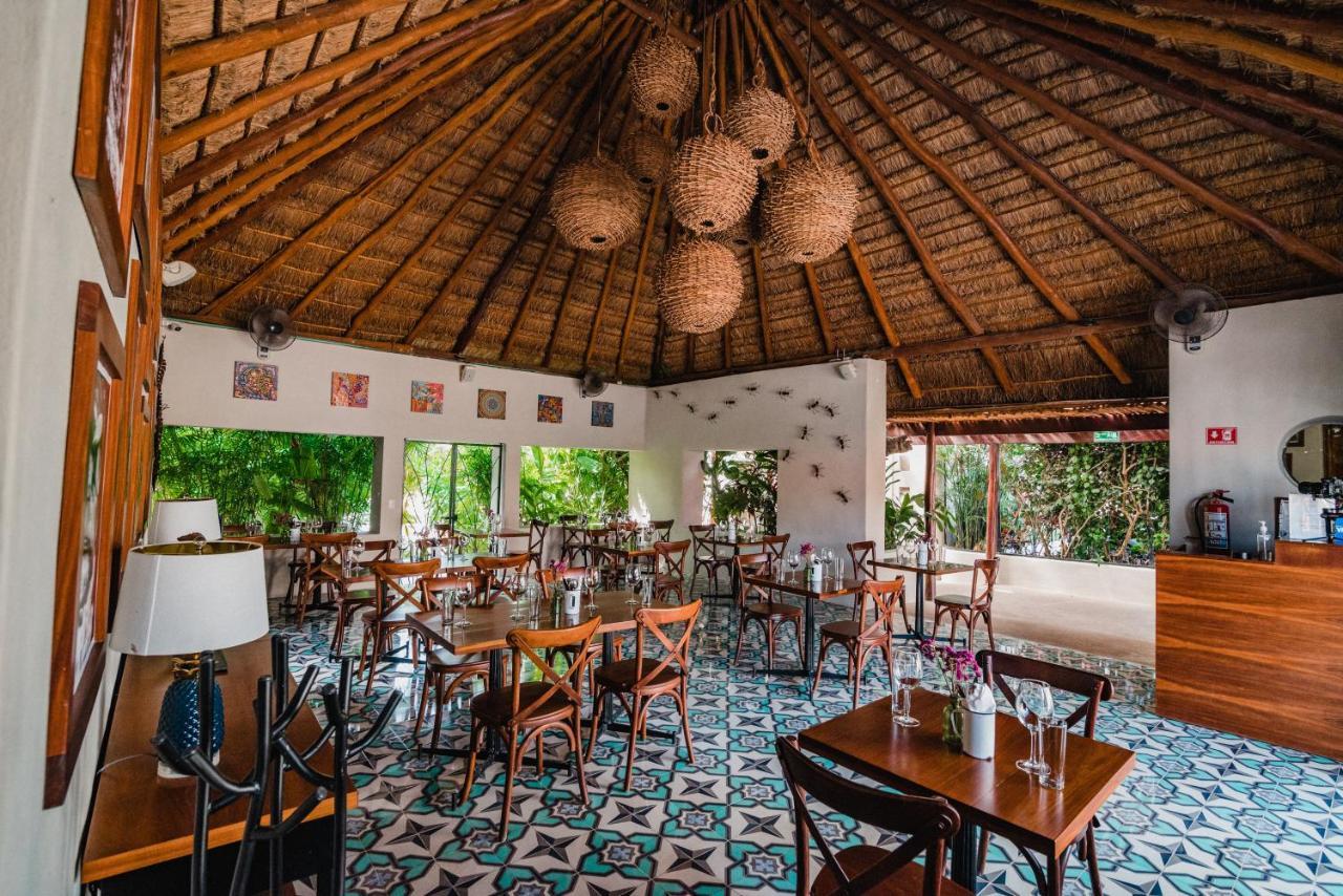 Hotel Blue Palm