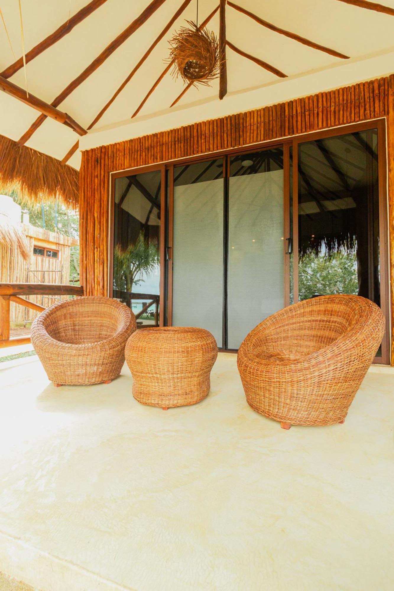 Mayan Playa Bacalar