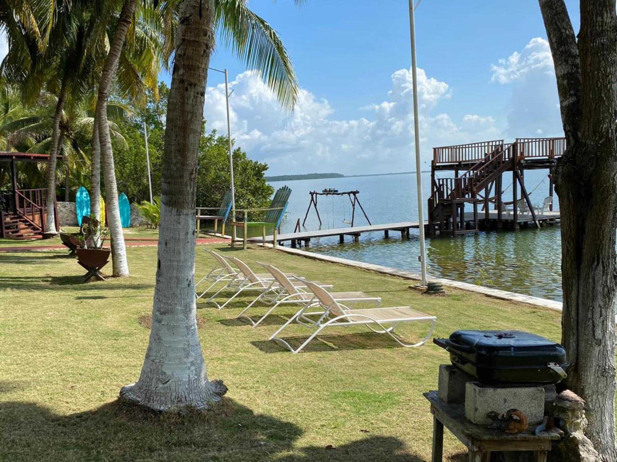 Coras Place Lagoon Front Apartamento Bacalar