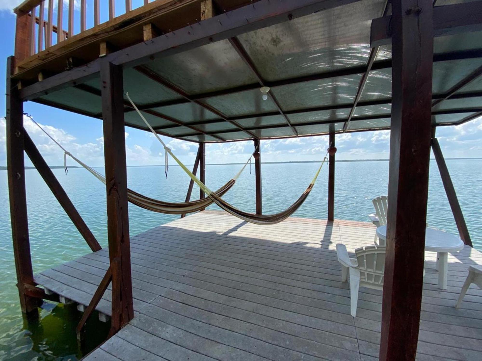 Coras Place Lagoon Front * Bacalar