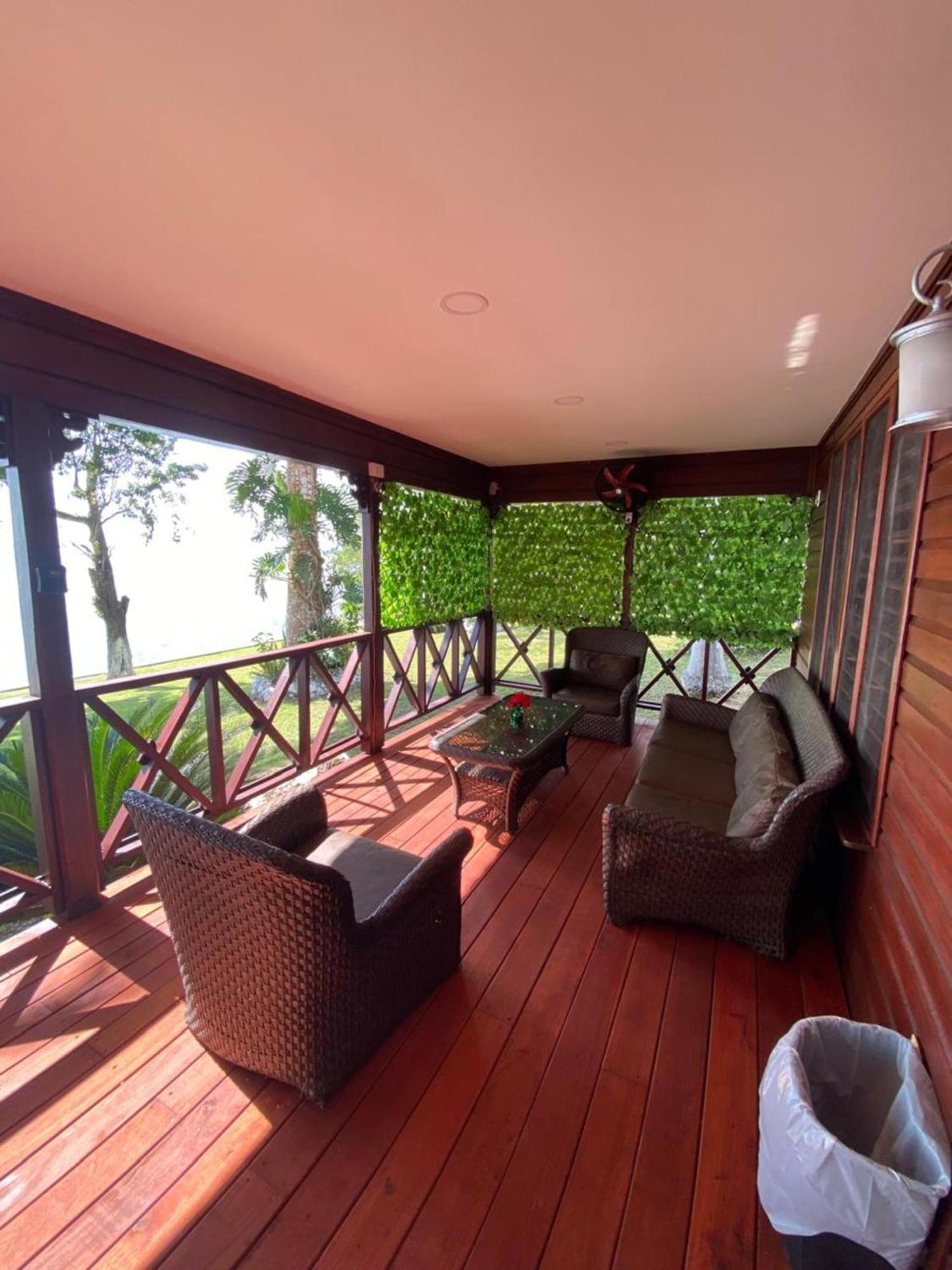 Coras Place Lagoon Front Apartamento *