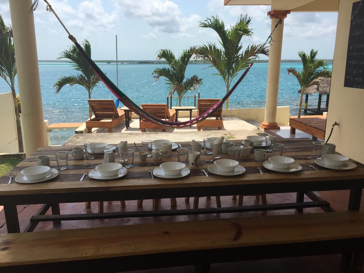 Velas Hotel 2*