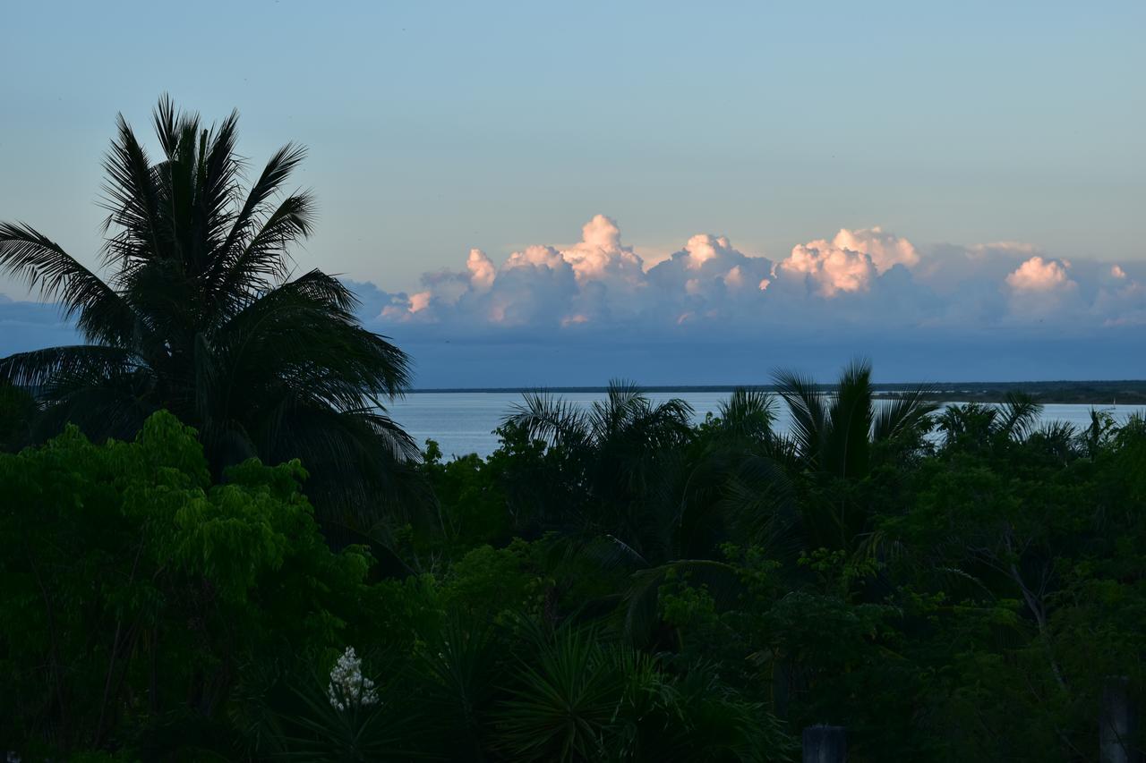 Hostal Casa Maya Blue Bacalar