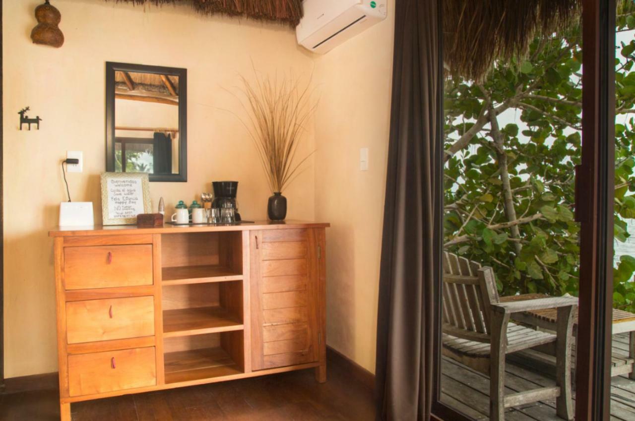 Exclusive Palafito @ Lagoon Front Bacalar