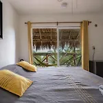 Amigos Hotelito