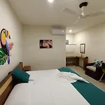 Mecate Bacalar Hotel & Dorms