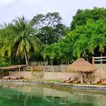 Villa Santuario Lake Front Oasis