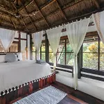 Villa Santuario Lake Front Oasis