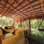 Casa Jero Private Pier, Rooftop Views, Free Paddle Boards & Kayac