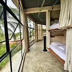 Elmar Hostel
