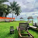 Hostelito Camping Bacalar