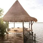 Onze Bacalar Sanctuary