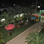 Hotel Lunas
