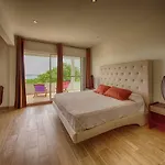 Casa Laguna de Jade