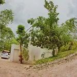Casa Laguna de Jade