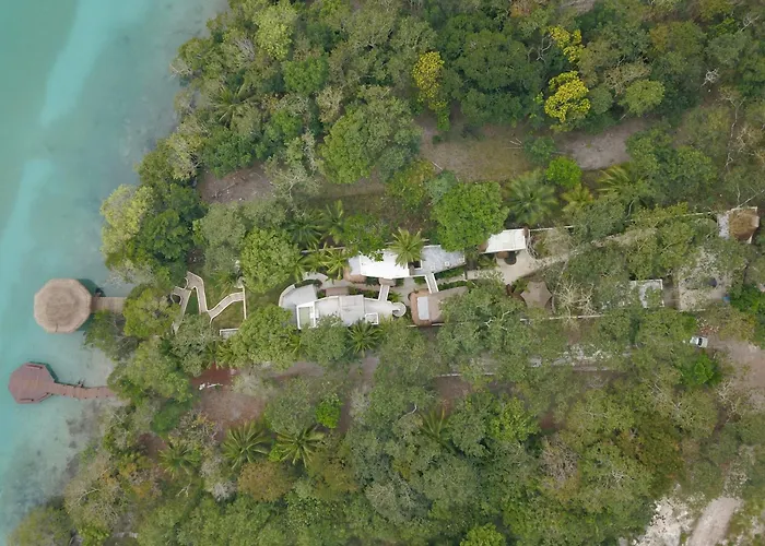 Onze Bacalar Sanctuary