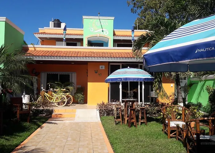 Hotel Lunas