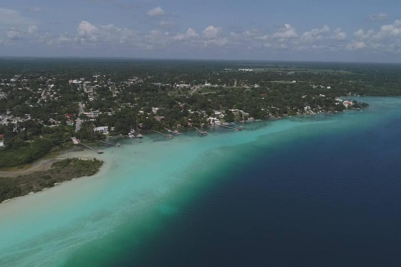 Lagoon Front Suite: Bikes And Kayaks! Inn Bacalar