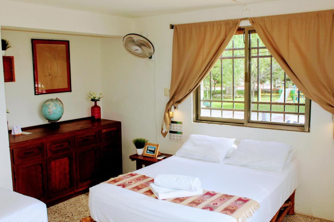 Hostal&suites Pata De Perro Hostal *