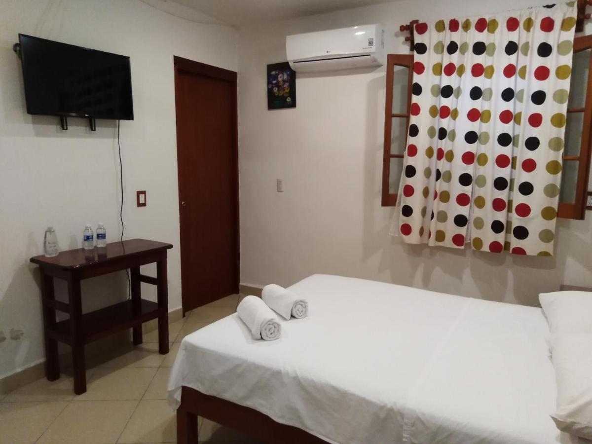 Guest house Casa Madrid Bacalar