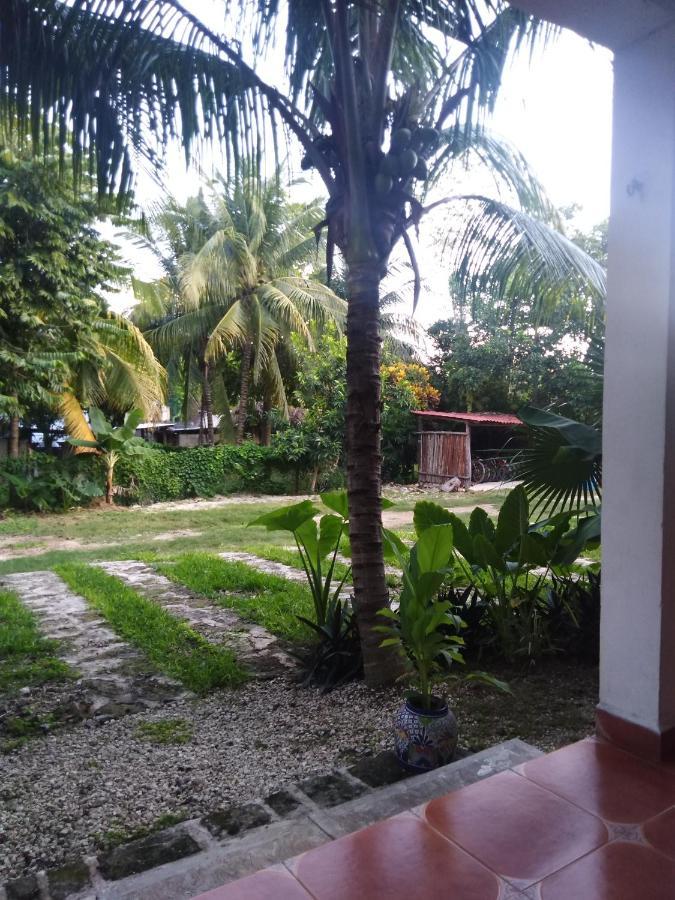 Guest house Casa Madrid Bacalar