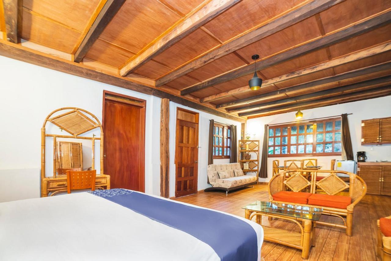 Hotel Capital O Colibrí