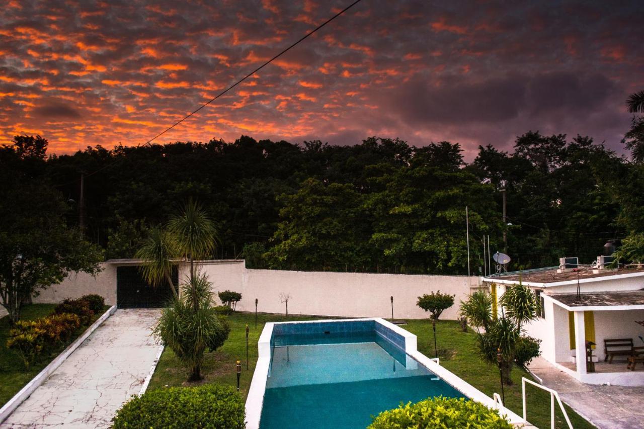 Casa Sol Y Luna Bed & Breakfast Bacalar