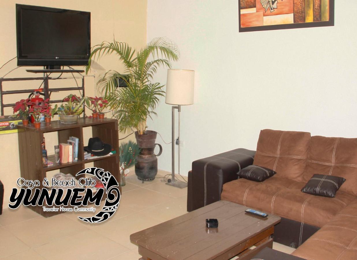 Casa Yunuem Pensión *