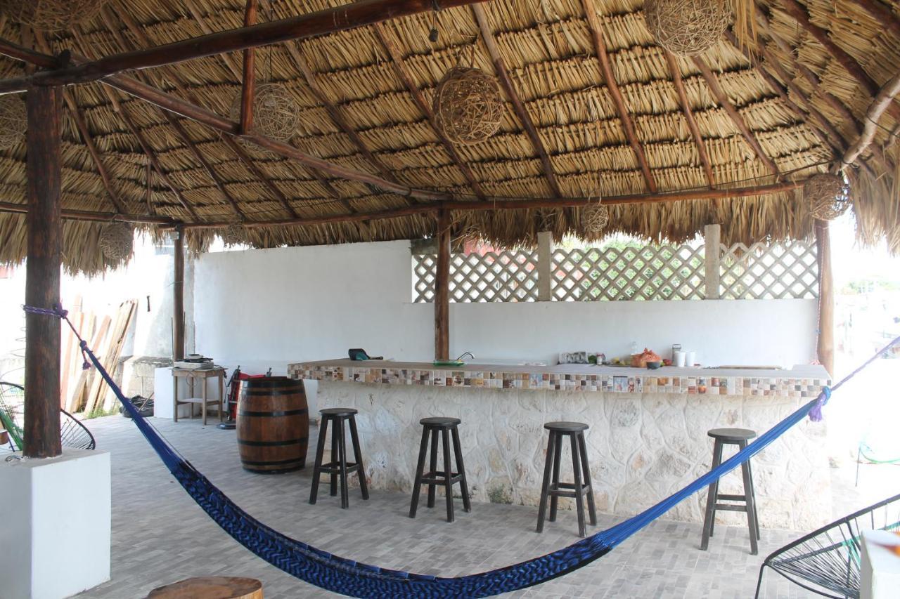 Szapot Hotel *